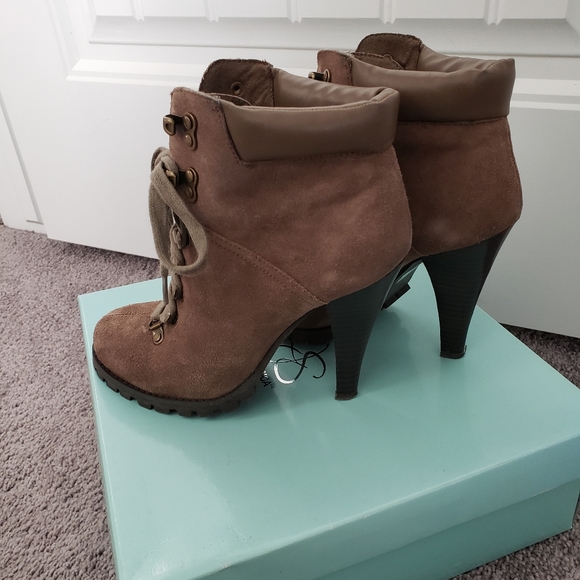 Jessica Simpson booties - Picture 2 of 4